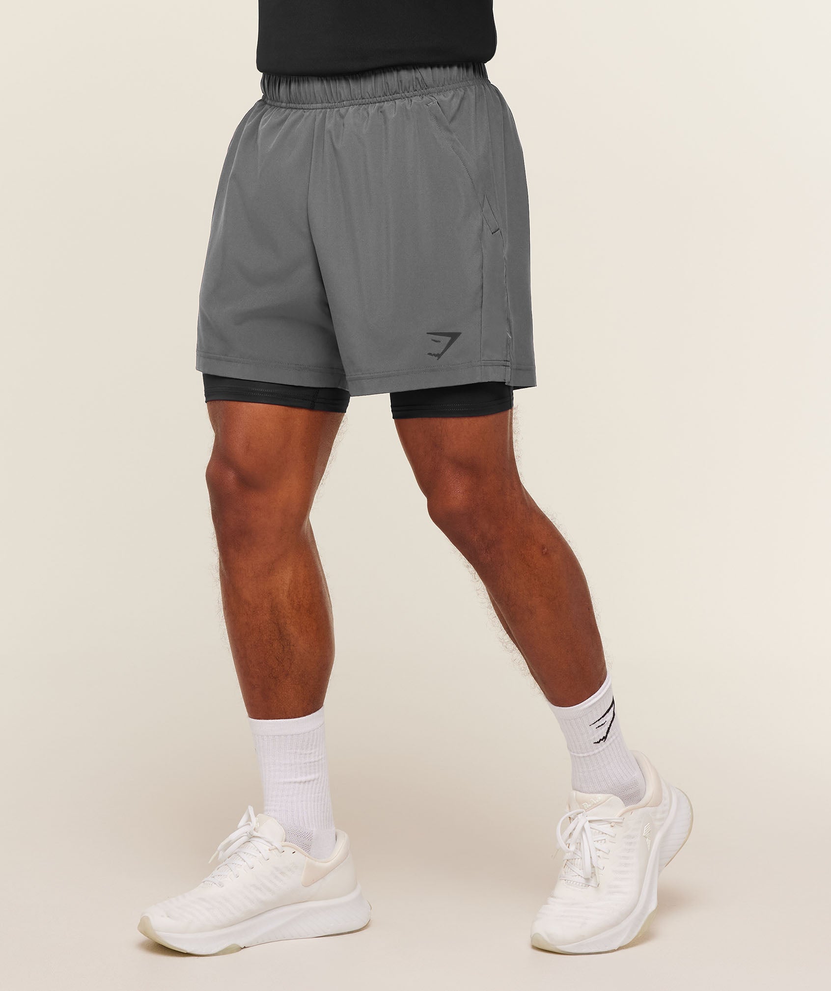 1 Shorts in Dark Grey/Black
